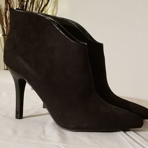 Black Suede Patent Leather Heel